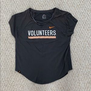 Nike dry fit Volunteers t shirt